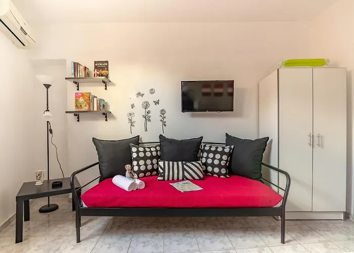 Litsa\'S Suite