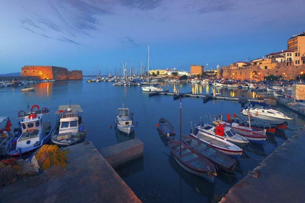 Litsa's Heraklion (Crete)